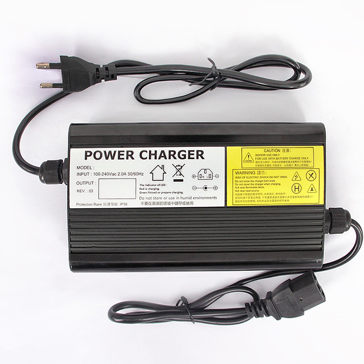 Chargeur de batterie au plomb-acide au lithium LiFePO4 48V 54.6V 58.4V 6A