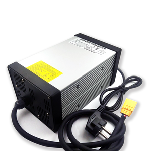 Chargeur de batterie au plomb-acide au lithium LiFePO4 60 V 67,2 V 73 V 15 A