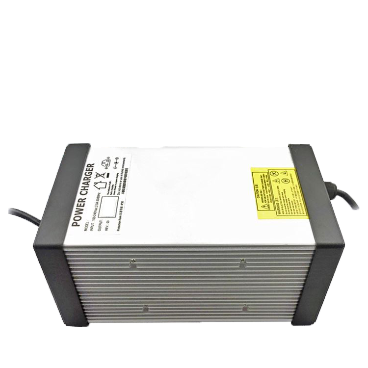 Chargeur de batterie au plomb-acide au lithium LiFePO4 60 V 67,2 V 73 V 15 A